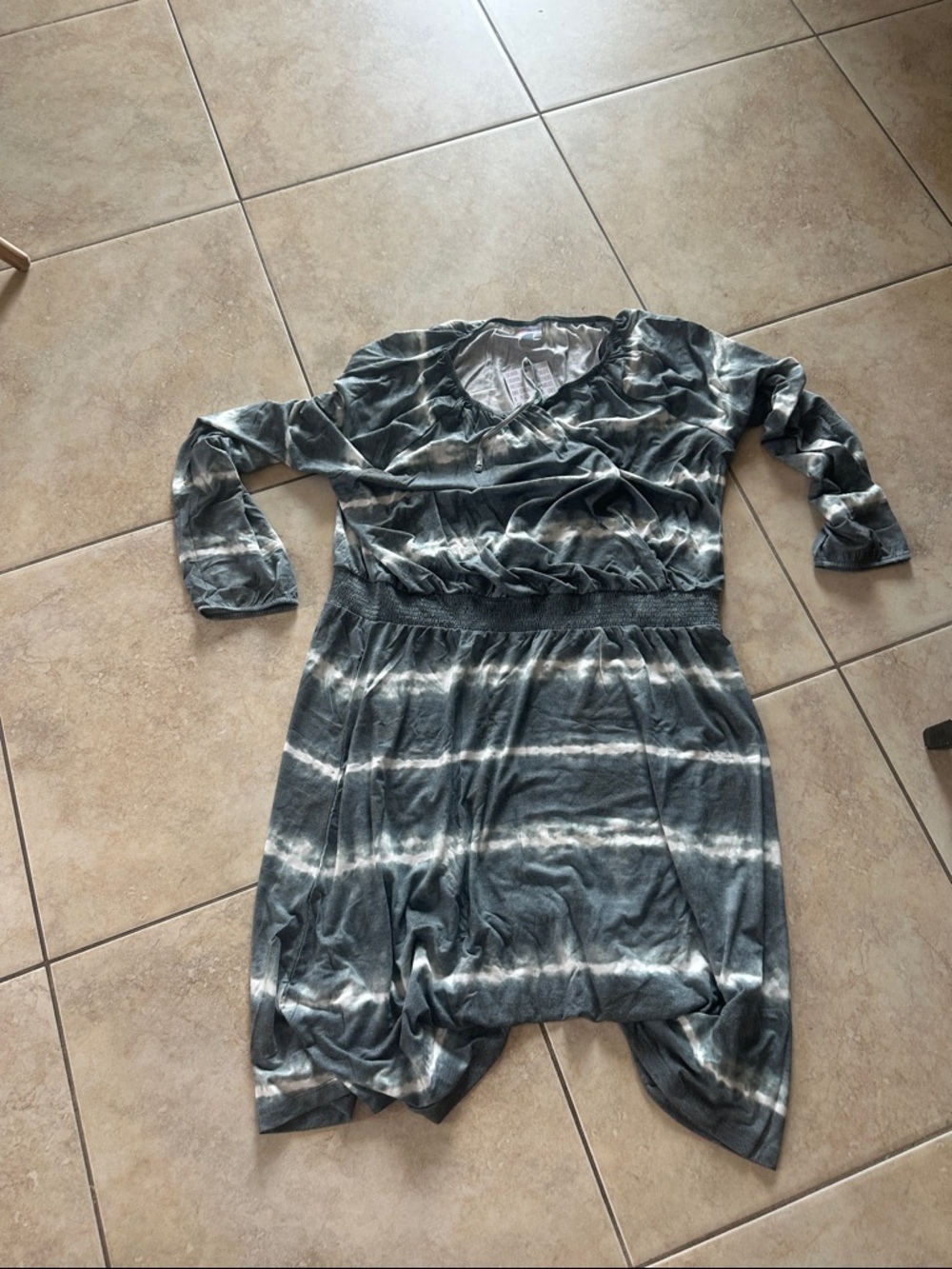 Xhilaration Charcoal Gray and White Tie-Dye V-Neck Drawstring Dress